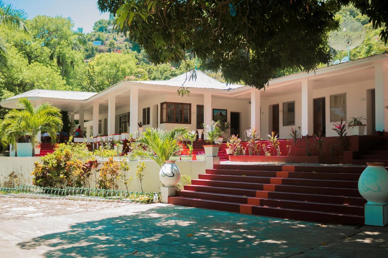 Le Grand Hotel Beck Cabo Haitiano Exterior foto