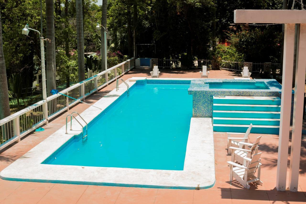 Le Grand Hotel Beck Cabo Haitiano Exterior foto